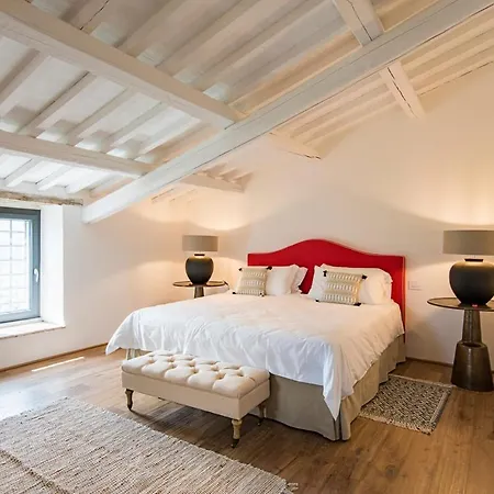 Holiday home Chateau Sleeps 12 With Pool Air Con And Wifi