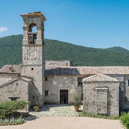 Semesterbostad Chateau Sleeps 12 With Pool Air Con And Wifi San Giovanni del Pantano